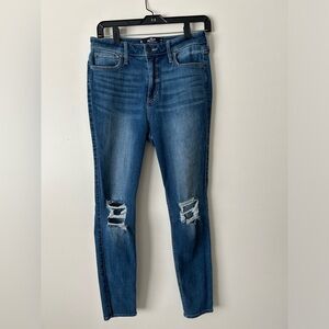 Hollister jeans size 9 regular Ultra High Rise super skinny
